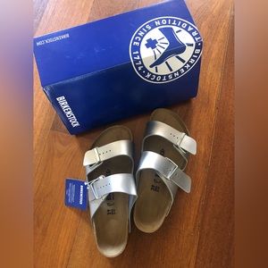 Birkenstock Arizona BS Silver NWOT